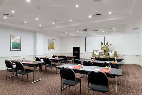 Rydges Camperdown - Tourism Brisbane 11