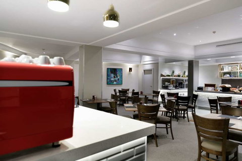 Rydges Camperdown - Tourism Brisbane 13