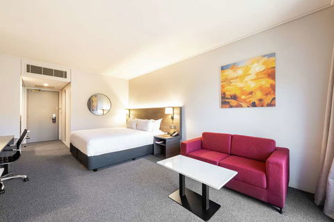 DoubleTree By Hilton Hotel Alice Springs - Tourism Brisbane 6