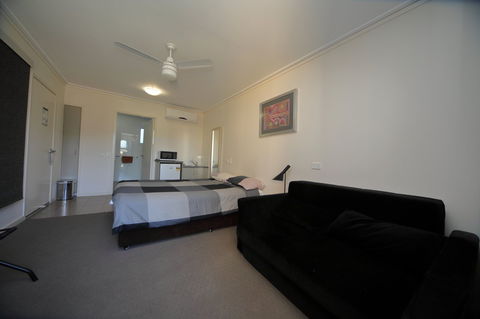 Black Rock Inn - Brisbane Tourism 2