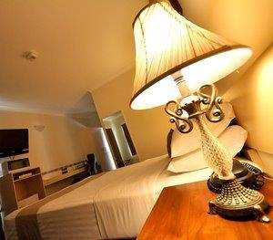 Emerald Maraboon Motor Inn - Brisbane Tourism 11
