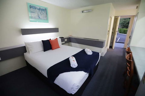 Emerald Central Hotel - Brisbane Tourism 7
