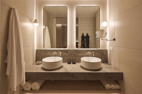 Rydges Melbourne - Tourism Brisbane 14