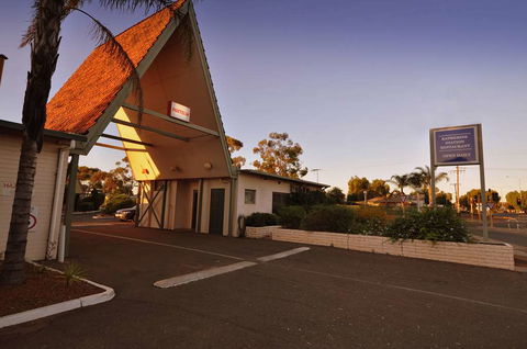 Hospitality Kalgoorlie, SureStay By BW - Tourism Brisbane 0