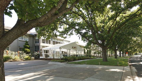 Forrest Hotel & Apartments - Tourism Brisbane 0