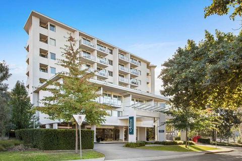 Adina Serviced Apts Canberra Dickson - Tourism Brisbane 2