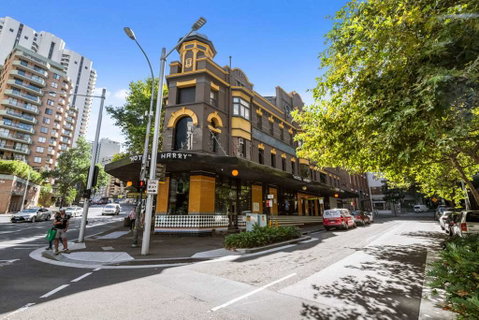 Hotel Harry, an Ascend Hotel - Tourism Brisbane 1