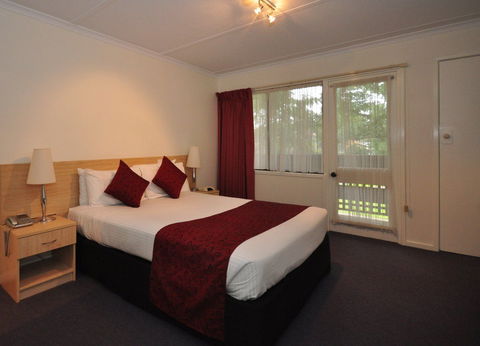 Edinburgh Motor Inn Warragul - Brisbane 4u 1