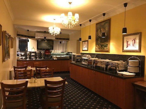 Albury Georgian - Tourism Brisbane 1