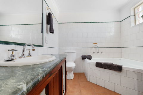 The Georgian Motor Lodge - Tourism Brisbane 1