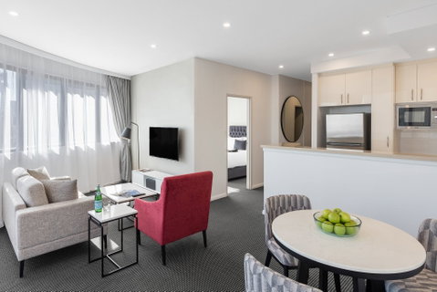 Meriton Suites Kent Street - Tourism Brisbane 1