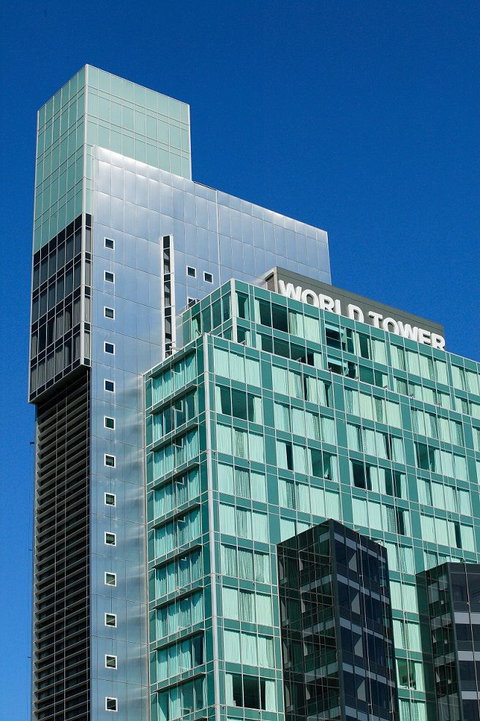 Meriton Suites World Tower - Tourism Brisbane 0