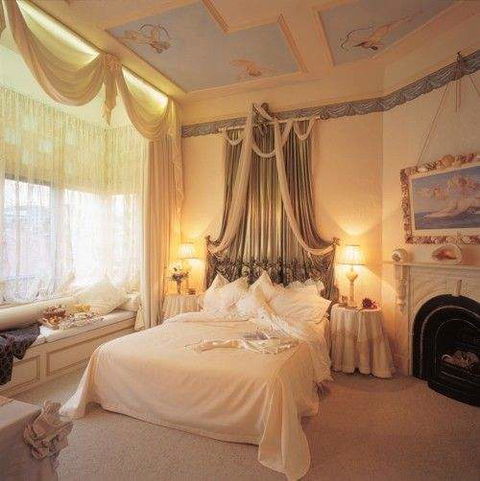 Alice's Cottages - Tourism Brisbane 2