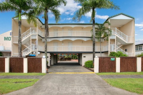 Cairns City Sheridan - Tourism Brisbane 0