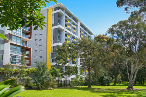 Astra Apartments MacQuarie Park - Tourism Brisbane 0