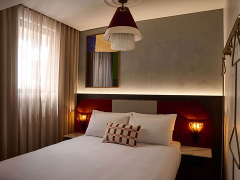 Hotel Morris Sydney - Tourism Brisbane 0