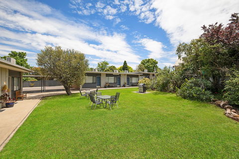 Hamilton Lakeside Motel - Brisbane Tourism 1