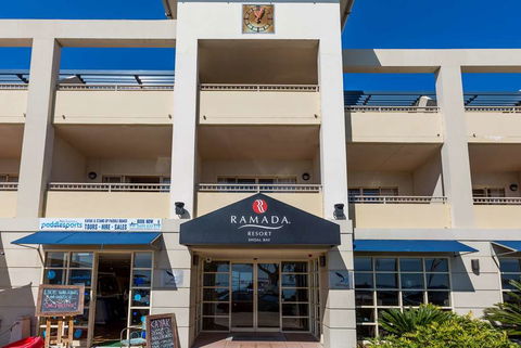 Ramada Resort Shoal Bay - Tourism Brisbane 1
