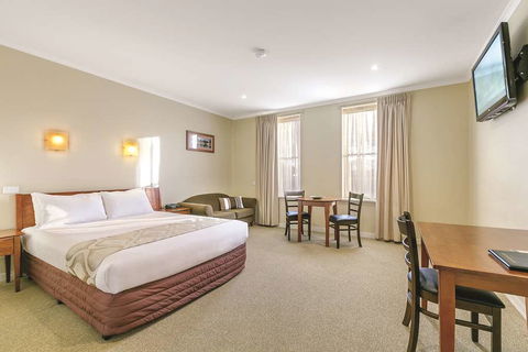 Lake Inn Ballarat - Tourism Brisbane 4
