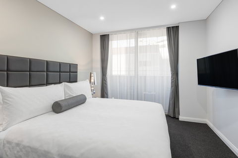 Meriton Serviced Apartments North Sydney - Tourism Brisbane 3