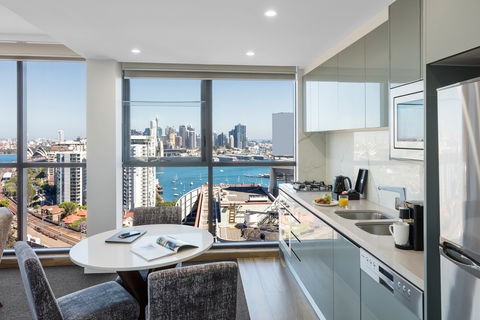 Meriton Serviced Apartments North Sydney - Tourism Brisbane 6