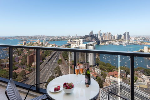 Meriton Serviced Apartments North Sydney - Tourism Brisbane 13