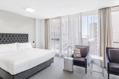 Meriton Suites Campbell Street - Tourism Brisbane 3