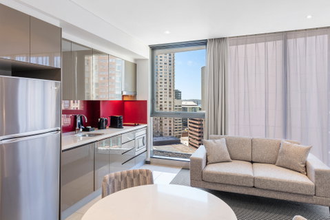 Meriton Suites Campbell Street - Tourism Brisbane 4