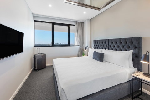 Meriton Suites Kent Street - Tourism Brisbane 5