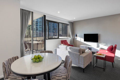 Meriton Suites Kent Street - Tourism Brisbane 6