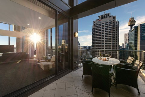 Meriton Suites Pitt Street - Tourism Brisbane 4