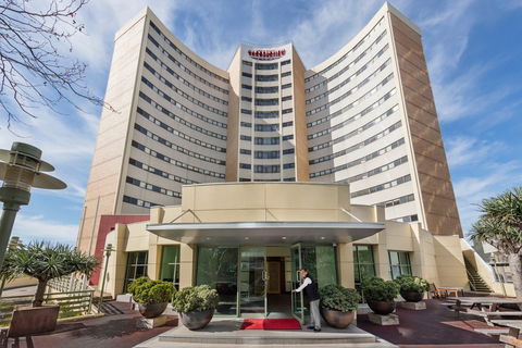 View Sydney - Tourism Brisbane 0