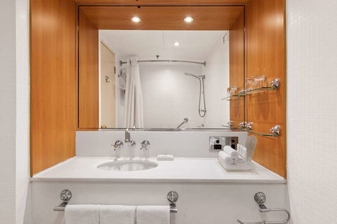 Rydges Sydney Harbour - Tourism Brisbane 4