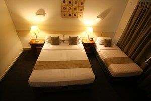 Emerald Maraboon Motor Inn - Brisbane Tourism 9