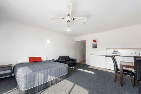 Comfort Inn & Suites Riverland - Tourism Brisbane 7