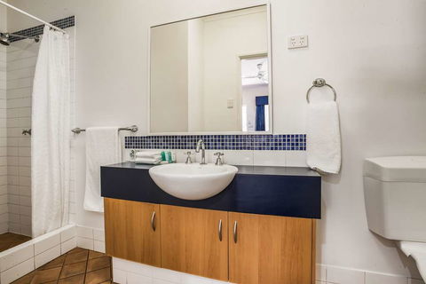 Karratha Central Apartments - Brisbane 4u 2