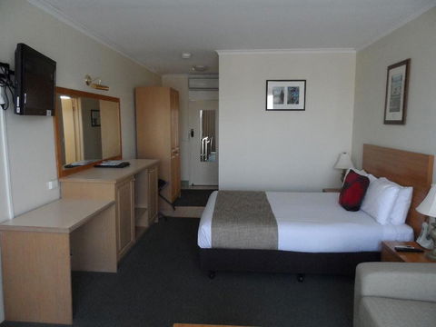Admiralty Inn - Brisbane 4u 7