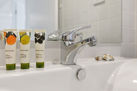 Astra Apartments Parramatta - Tourism Brisbane 1