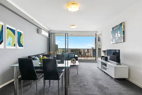 Astra Apartments Parramatta - Tourism Brisbane 12