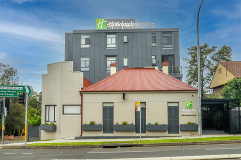Holiday Inn Stes Parramatta Mar - Tourism Brisbane 1