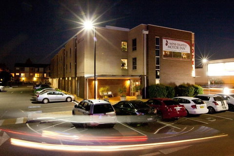 Wine Country Motor Inn - Tourism Brisbane 0