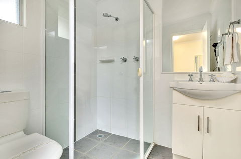 Jackie Howe Motel - Brisbane Tourism 2