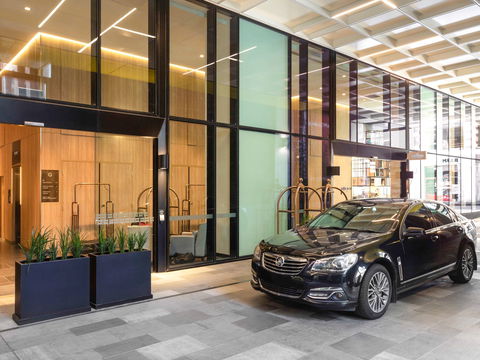 Novotel Melbourne Central - Tourism Brisbane 1