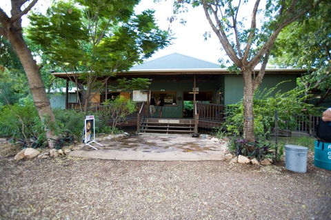 Adels Grove Camping Park Hotel - Tourism Brisbane 0