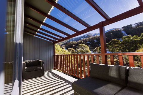 Thredbo Alpine Hotel - Tourism Brisbane 1