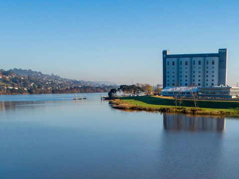 Peppers Silo Launceston - Tourism Brisbane 0