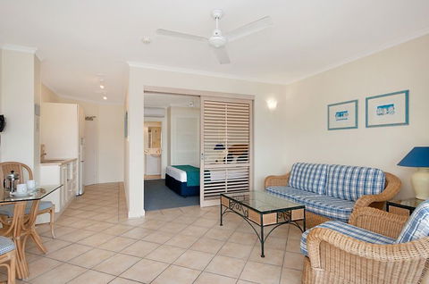 Macrossan House Boutique Holidays Apts - Tourism Brisbane 2