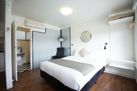 Siesta Central Apartments - Tourism Brisbane 0