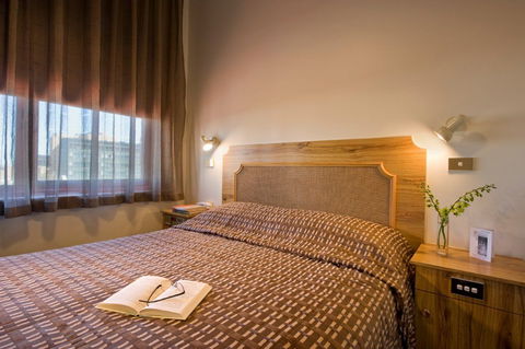 Adelaide Paringa Motel - Brisbane 4u 1