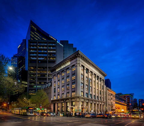 Batman's Hill On Collins - Tourism Brisbane 0